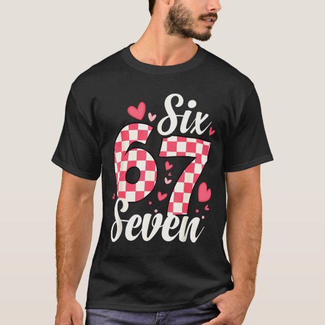 Camiseta Cute Valentine Six Seven Checkerboard Love Nk Hear (Frente)