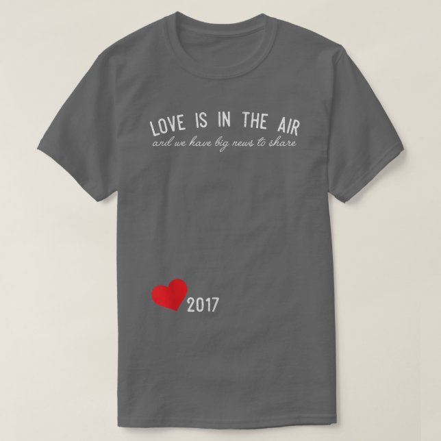 Camiseta Cute Valentine's Day Pregnancy Announcement  2017  (Frente do Design)