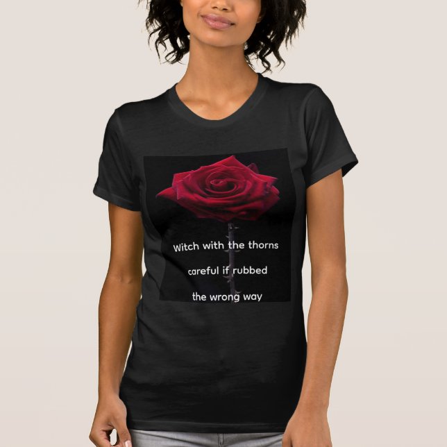 Camiseta da bruxa - cuidado (Frente)