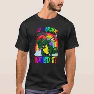 Camiseta Dabbing 4.º Graduação Rex do Dinossauro Nails I