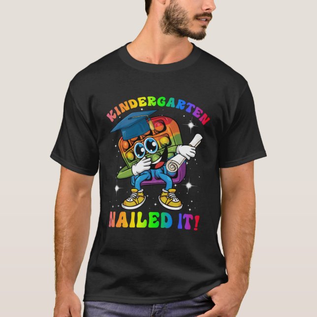 Camiseta Dabbing Fidget Toy Kindergarten Nails It Graduati (Frente)