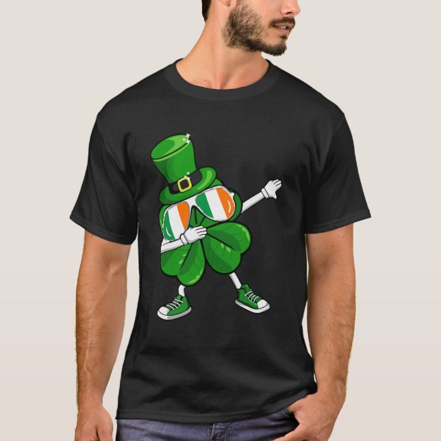 Camiseta Dabbing Leprechaun Shamrock Rua Patrick Day Boys (Frente)