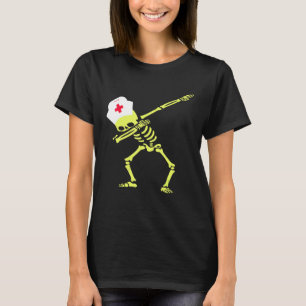 Camiseta Dabbing Skeleton Enfermeira Radioativa Halloween C