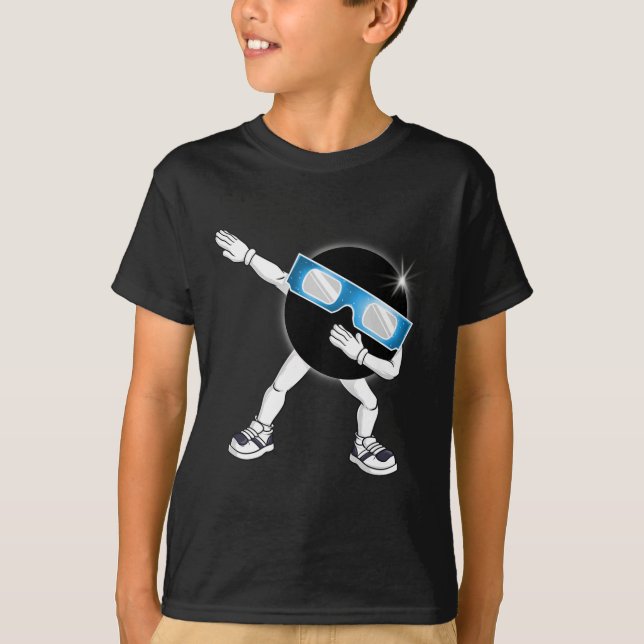 Camiseta Dabbing Total Solar Eclipse 2024 Fun Dab Boys Girl (Frente)