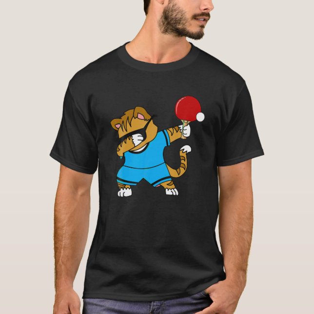 Camiseta Dabling Cat Tocando Ping Pong Gatinho Gato Amor (Frente)