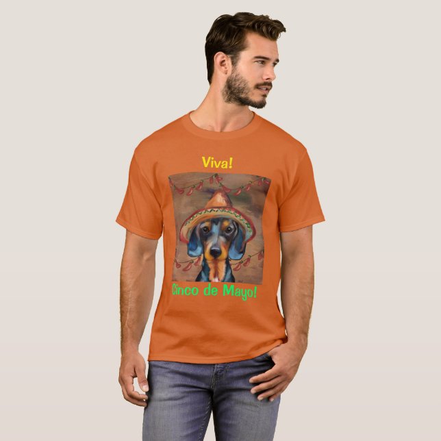 Camiseta Dachshund Cinco de Mayo (Frente Completa)