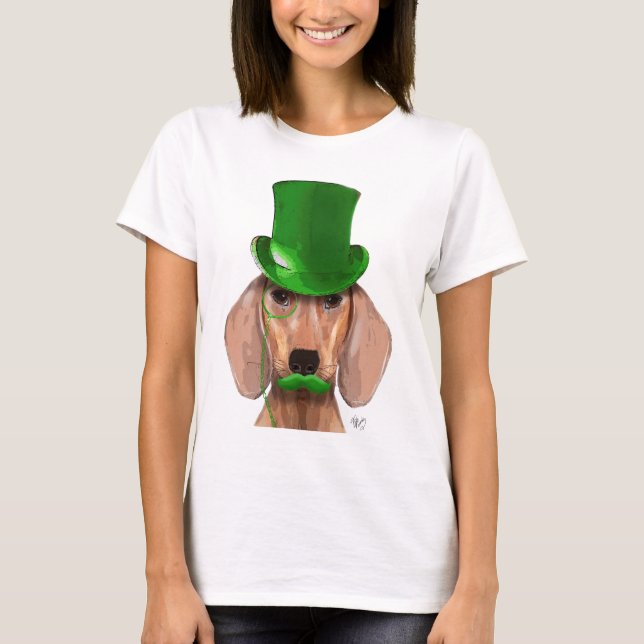 Camiseta Dachshund com chapéu verde e bigode (Frente)