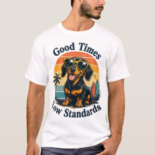 Camiseta Dachshund Engraçado Praia Retro