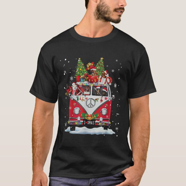 Camiseta Dachshund Santa Hat Red Truck Natal Engraçado (Frente)