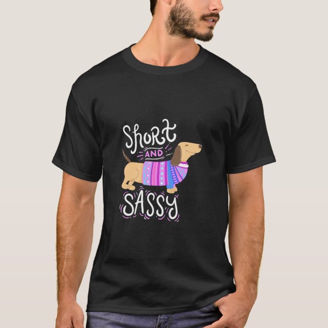 Camiseta Dachshund Short E Sassy (Frente)