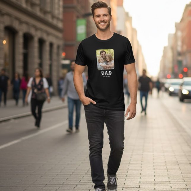 Camiseta Dad Est 20xx Photo (Criador carregado)
