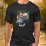 Camiseta Dad Established Script Photo<br><div class="desc">Black White Dad Established Script Black Photo Design. Replace the photo with your own of your kid or kids,  and change the year to the year or years you became a dad.</div>