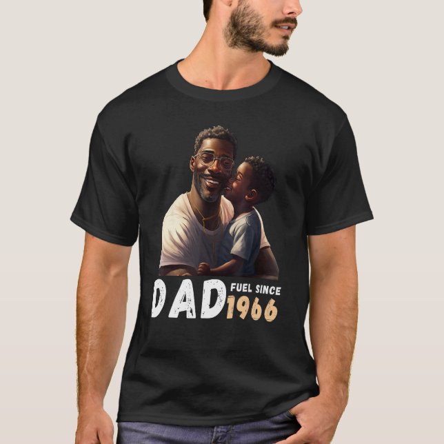 Camiseta Dad Fuel Since 1966 Quote Black King Magic Fathers (Frente)