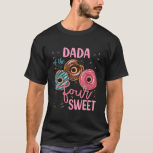 Camiseta Dada Da Doce 4.ª Festa de aniversário Da Rosquinha