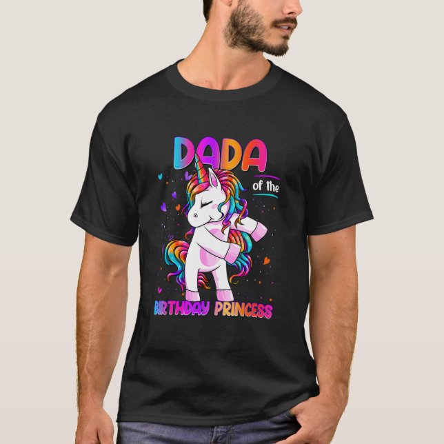 Camiseta Dada da Princesa de Aniversário a Dabbing Unicorn (Frente)