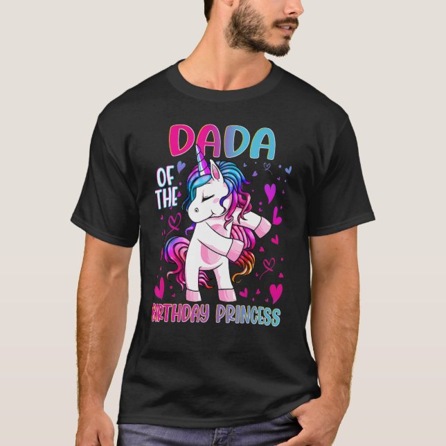 Camiseta Dada da Princesa de Aniversário a Dabbing Unicorn (Frente)