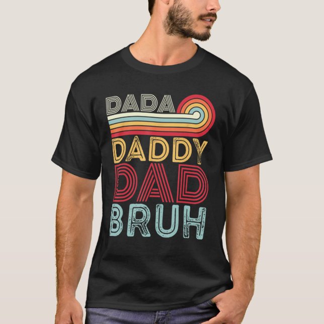 Camiseta Dada Daddy Dad Bruh Retro 80s Sunset Fathers Day (Frente)