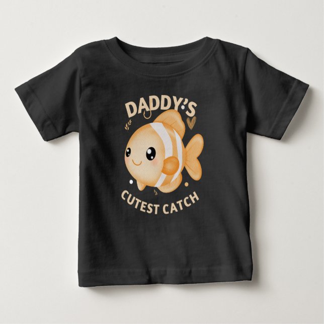 Camiseta Daddy’s Cutest Catch Fishing Funny Baby (Frente)