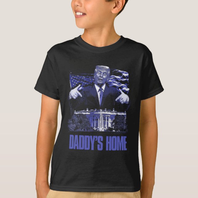 Camiseta Daddys Home White House Trump 2024 Eleição (Frente)