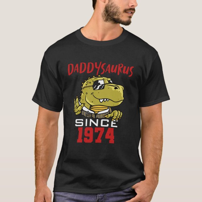 Camiseta Daddysaurus desde 1974 (Frente)