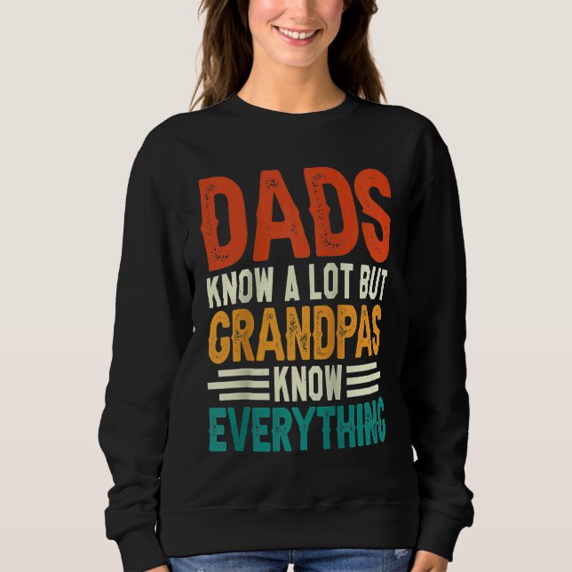 Camiseta Dads Know A Lot But Grandpas Know Everything Ragla (Frente)
