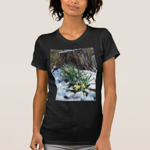 Camiseta Daffodilos amarelos na neve