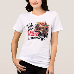 Camiseta Daisy Dreaming Whimsical Floral Fantasy Art