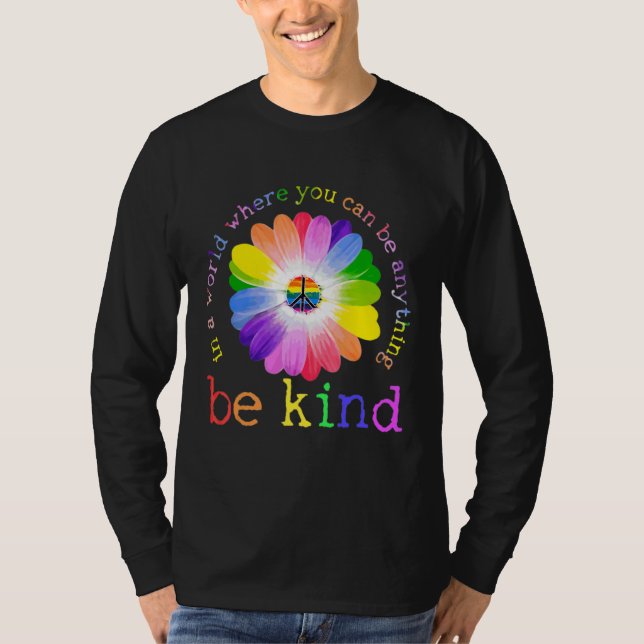 Camiseta Daisy Em Um Mundo Onde Você Pode Ser Qualquer Cois (Frente)