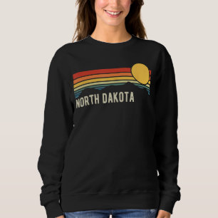 Camiseta Dakota do Norte EUA Retro Sunset Style Design