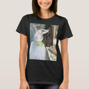 Camiseta Dançarina na Sala de Vestir por Edgar Degas