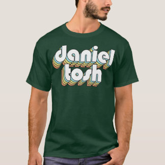 Camiseta Daniel Tosh Retro Rainbow Tipografia Estilo Desvan