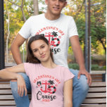 Camiseta Data Personalizada do Cruzeiro do dia de os namora<br><div class="desc">Este design pode ser personalizado na área fornecida pela alteração da foto e/ou do texto. Ou pode ser personalizado clicando em Personalizar este Modelo e, em seguida, escolhendo o clique para personalizar mais a opção e excluir ou alterar a cor do plano de fundo, adicionar texto, alterar a cor ou...</div>