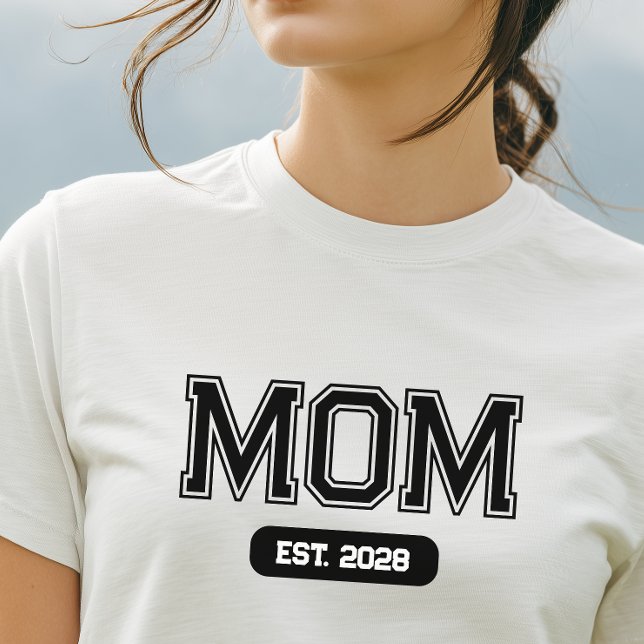Camiseta Data Personalizada Nova Mãe (Custom New Mom Established Tshirt)