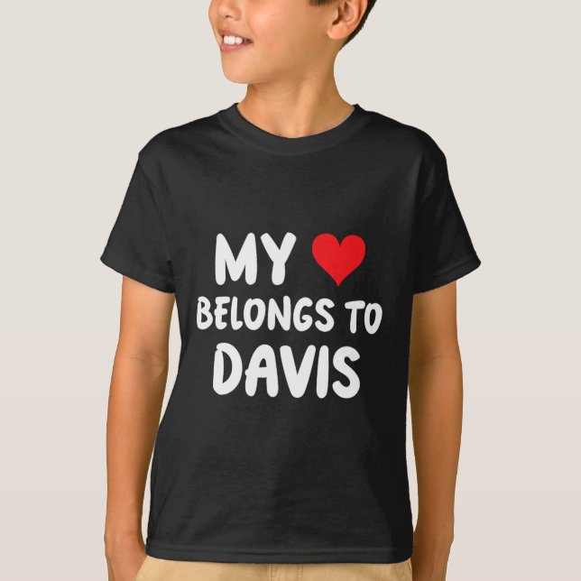 Camiseta Davis - Meu Coração Pertence A Davis - Amor (Frente)
