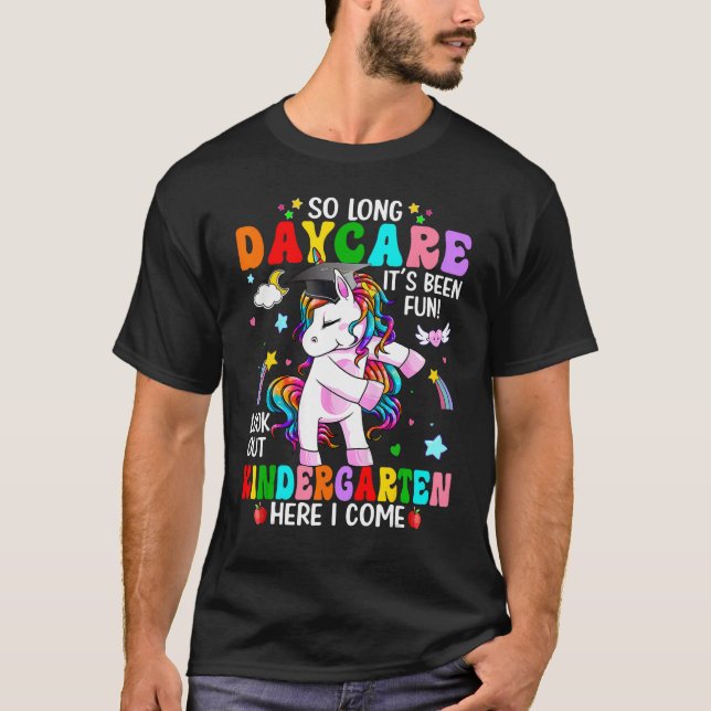 Camiseta Daycare Look Out Kindergarten Here I Come Unicorn  (Frente)