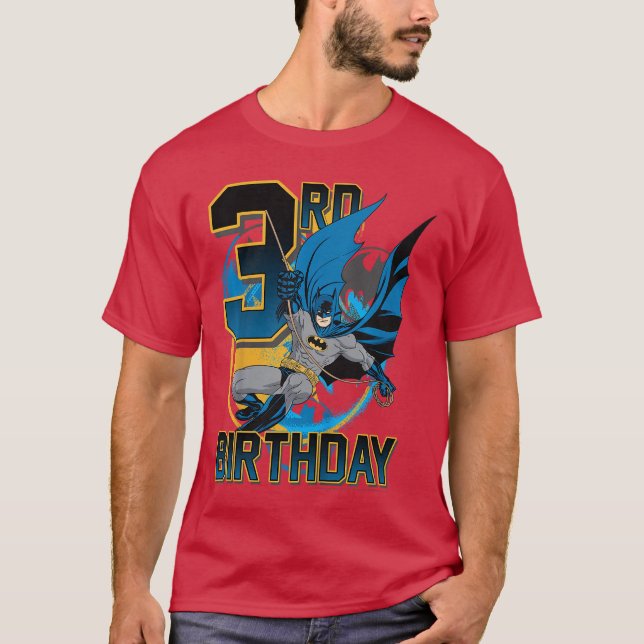 Camiseta DC Comics Batman 3º Aniversário Ação Engraçada (Frente)