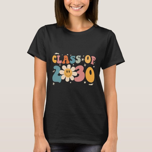 Camiseta De 2030 Cresceu Comigo No Primeiro Dia Da Escola (Frente)