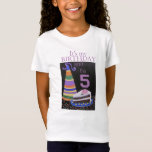 Camiseta de 5 BIRTHDAY Girls' Fine Jersey<br><div class="desc">Design original para uma T-Shirt para raparigas,  colorida e cegueira com uma fatia de bolo e um chapéu de festa e um grande #10</div>