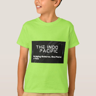 Camiseta Dê a sua pequena um pedaço de diversão e cultura