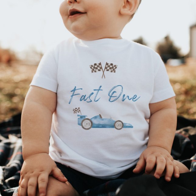 Camiseta de Aniversário de 1 Ano Race Car Fast One (Criador carregado)