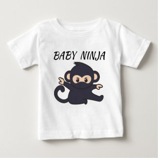 camiseta de bebê com uma foto ninja e um texto nin