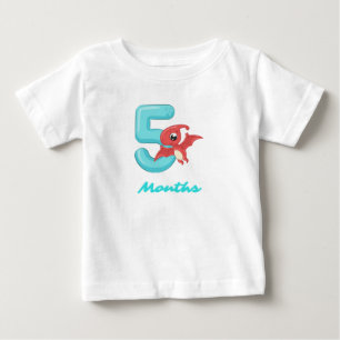 Camiseta de bebê dinossauro fofo de cinco meses