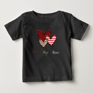 Camiseta de bebê do dia dos namorados selvagem