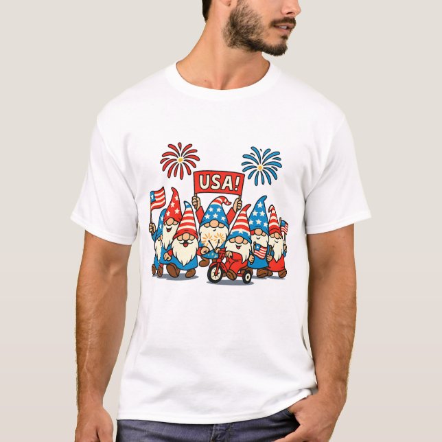 Camiseta de Desfile Gnomo do Dia da Bandeira |Tee  (Frente)
