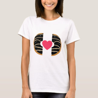 Camiseta de design de coração de donut doce amor