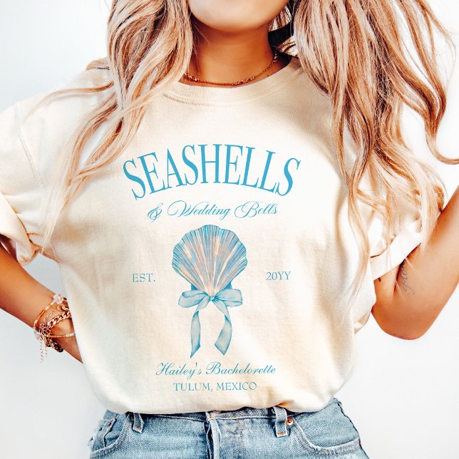 Camiseta de Despedida de Solteira Conchas de Molus (Seashells Wedding Bells Bachelorette Tshirt)