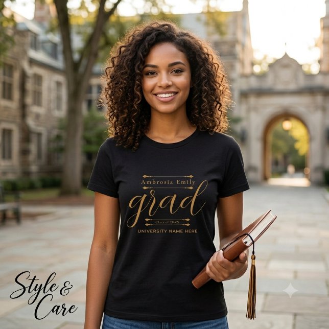 Camiseta de Formatura com Nome Personalizado – Est (Custom Name Graduation Tee –Modern Tri-Blend Style)
