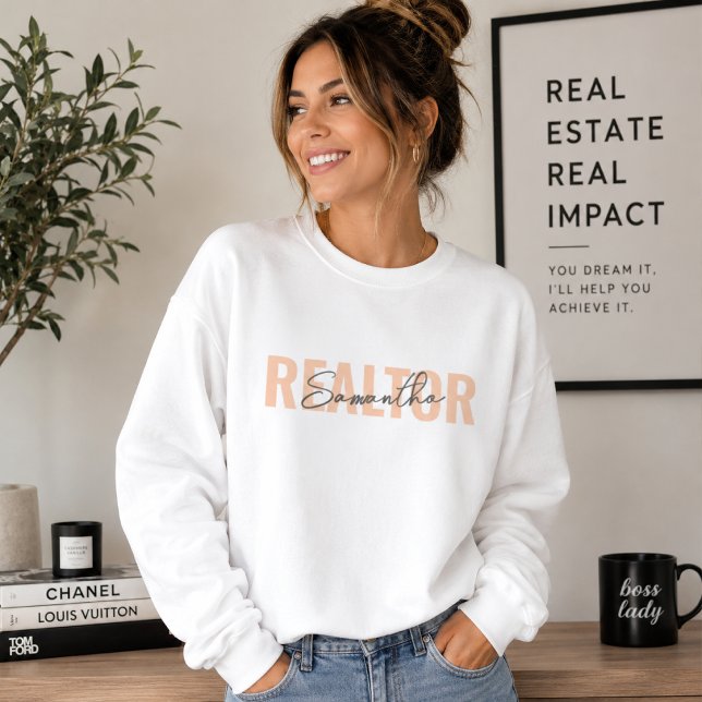Camiseta de Moletom para Corretor | Pulôver para A (Personalized realtor sweatshirt with custom name detail for gifting, open houses & client meetings.)