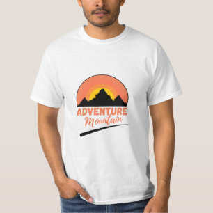 Camiseta de montanha de aventura.