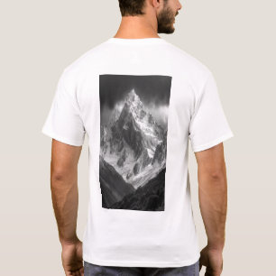 Camiseta de Pico da Montanha Majestosa Ama Dablam